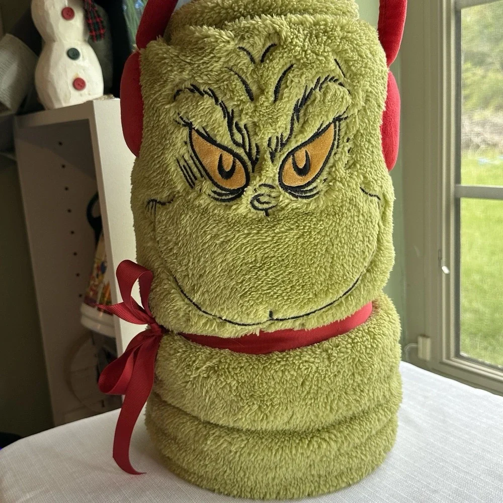 NWT Dr. Seuss The Grinch Holiday Snow Throw Blanket Dept 56 - 60x45
